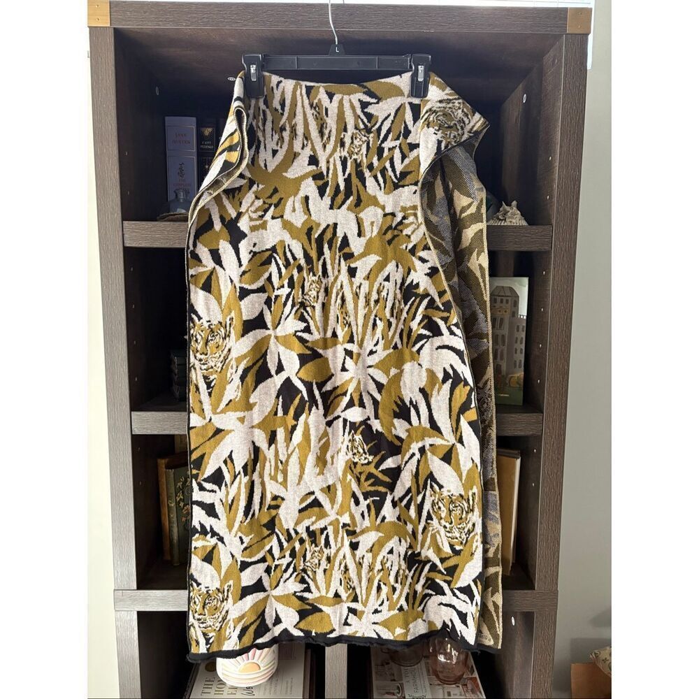 LiaMolly Tiger Print 100% Italian Spun Long Staple Egyptian Cotton Wrap Scarf